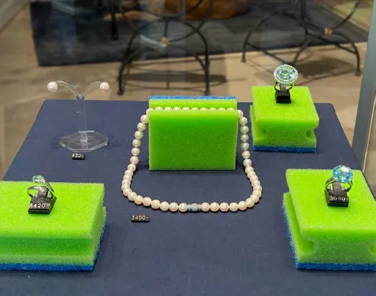 SCHMUCK ATELIER NEUGEBAUER